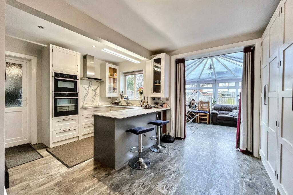 Additional image 17 of Tuckton