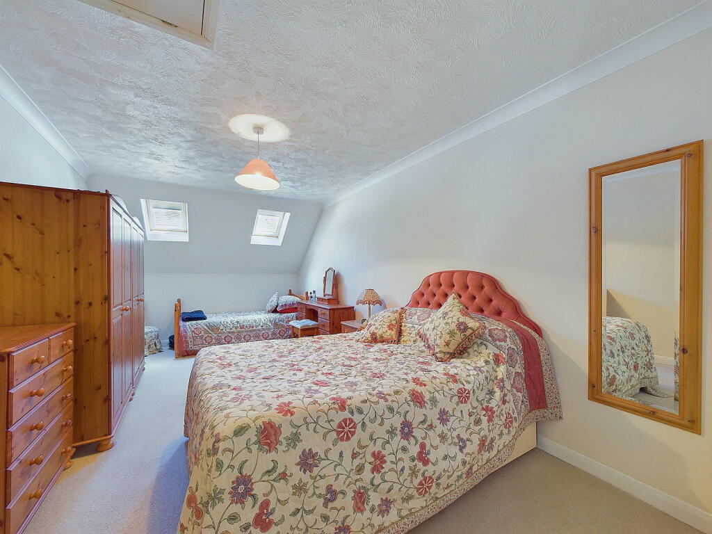 Additional image 21 of Hollingbury Gardens, Findon Valley, Worthing BN14 0EE