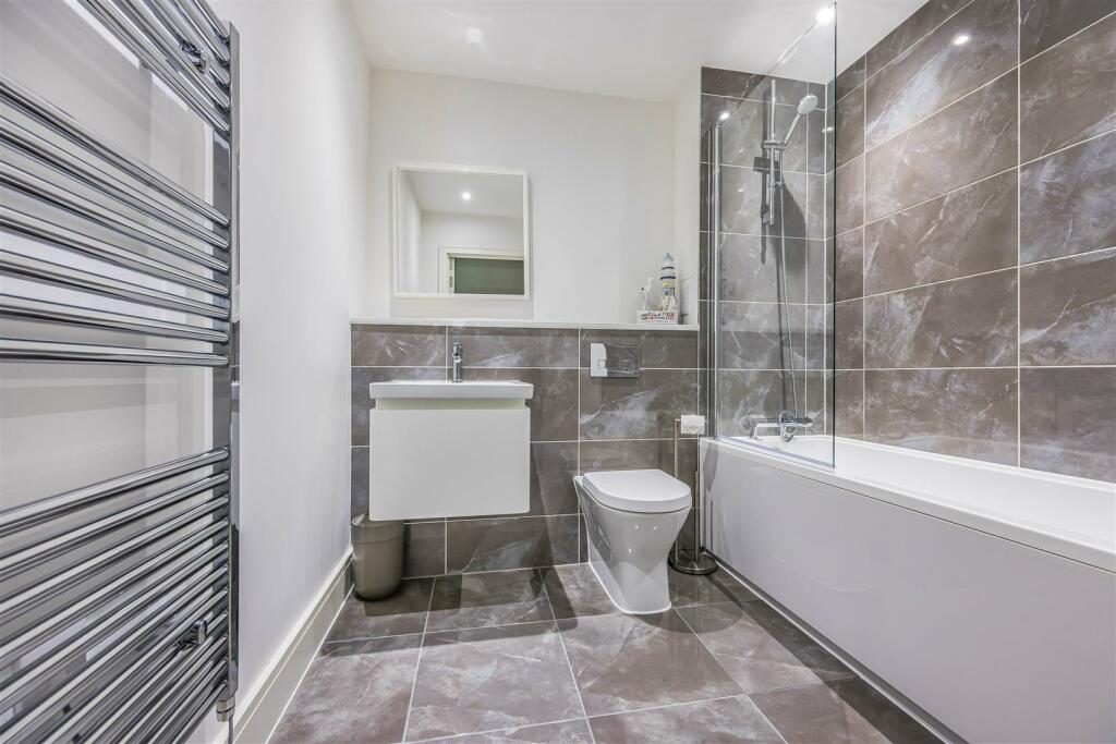 Additional image 15 of West Cliff Road, Bournemouth