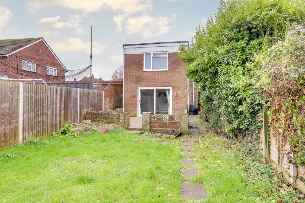 Additional image 11 of Gainsborough Avenue, Worthing, BN14