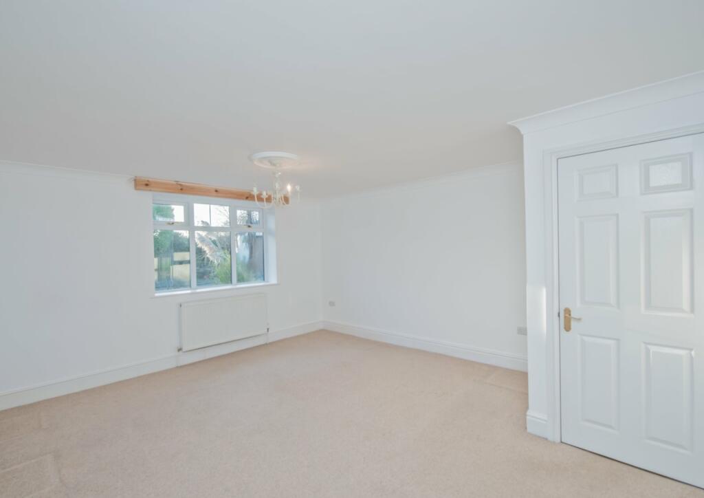 Additional image 22 of Halifax Road, Cleckheaton, BD19