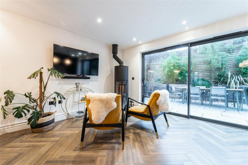 Additional image 7 of Old Bridge Road, Bournemouth, BH6 5RG