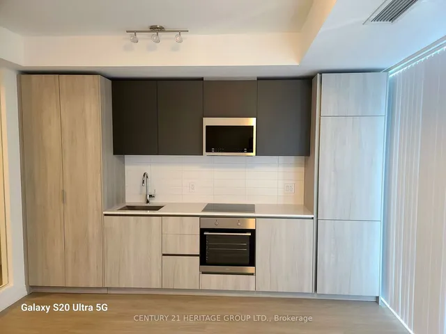 Additional image 8 of 28 Widmer St Unit 3921