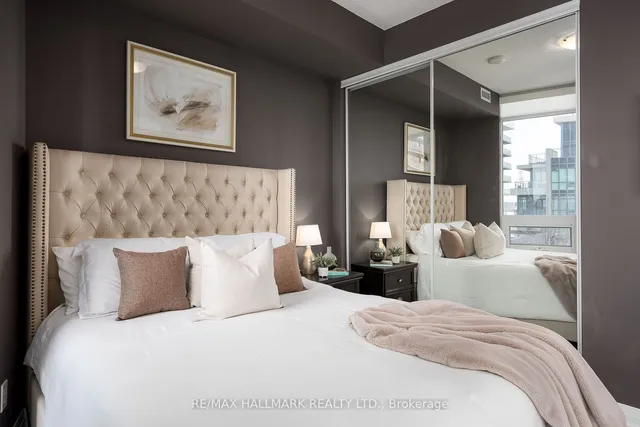 Additional image 13 of 59 Annie Craig Dr Unit 907