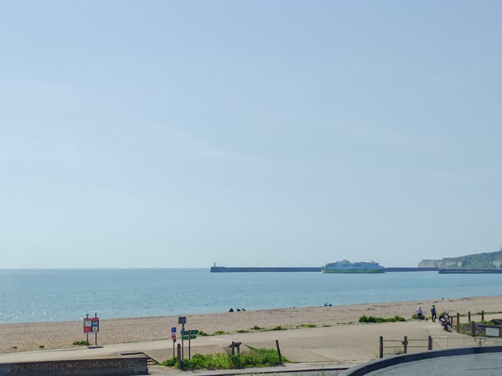 Additional image 30 of SEAFORD SEAFRONT