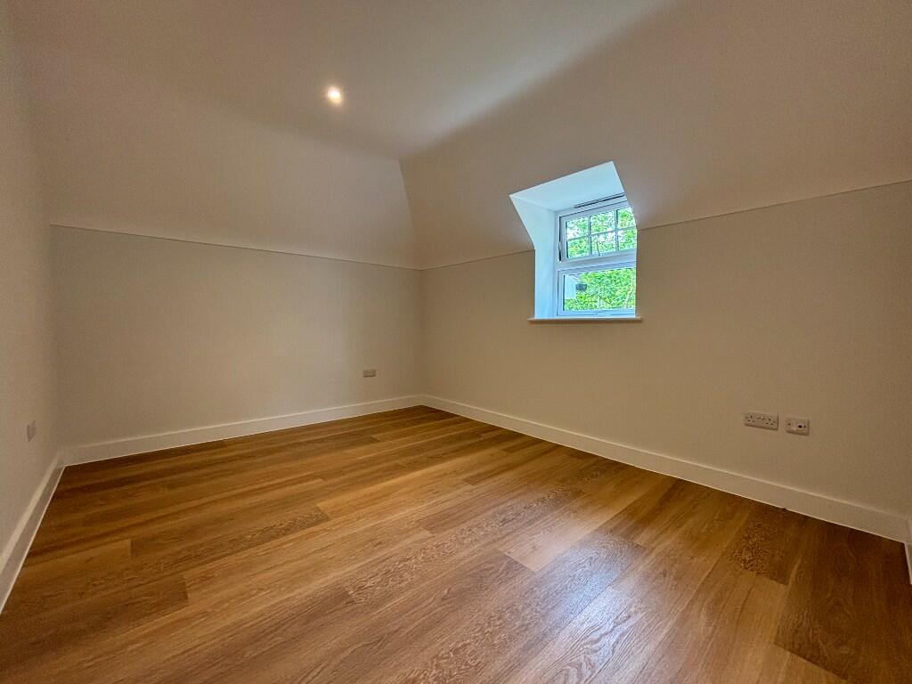 Additional image 9 of BH18 WOODLAND VIEW, Central Broadstone