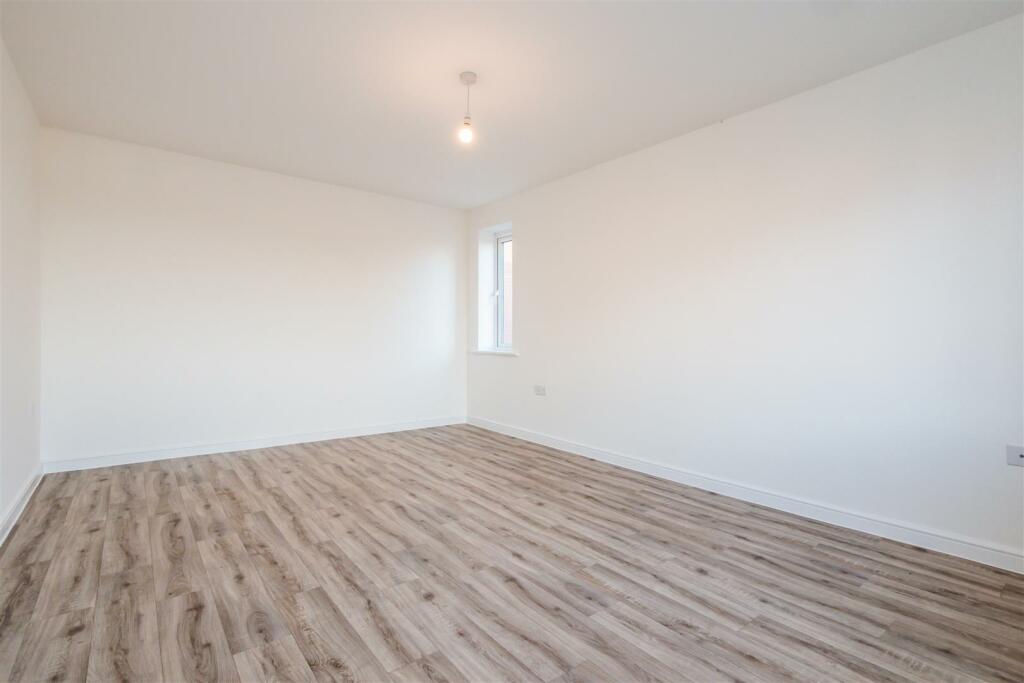 Additional image 7 of Moorland Lane, Bradford, BD4