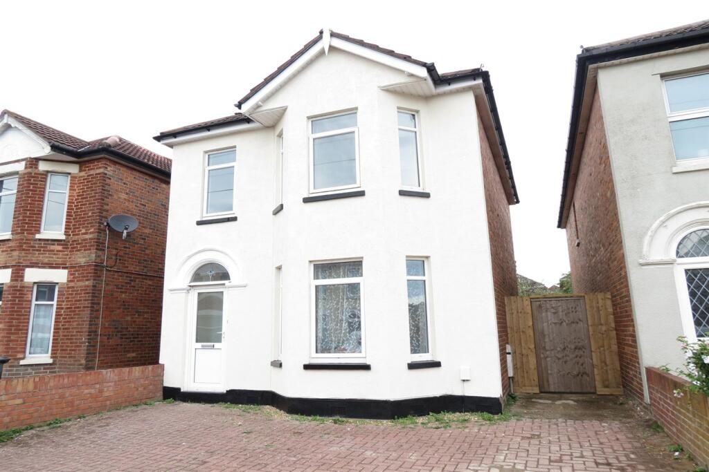 Additional image 12 of 6 bedroom Detached House in Charminster