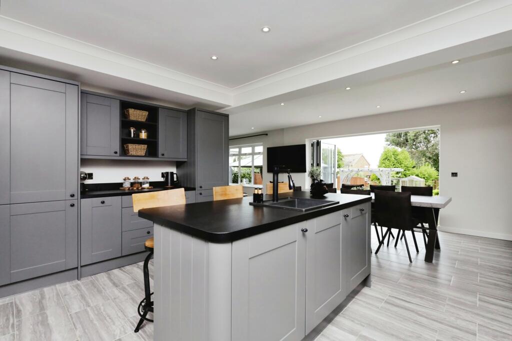 Additional image 4 of Pevensey Park Road, Pevensey, BN24