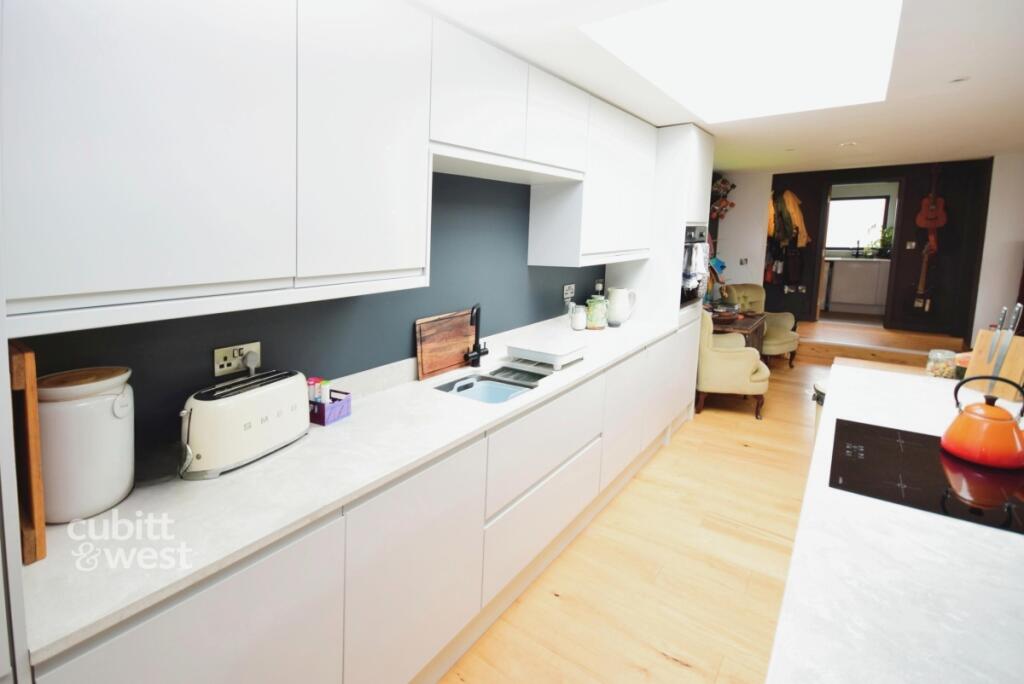 Additional image 2 of Chalvington Road Golden Cross BN27