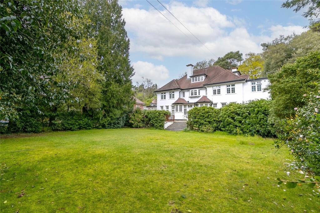 Queens Park Avenue, Queens Park, Bournemouth, BH8