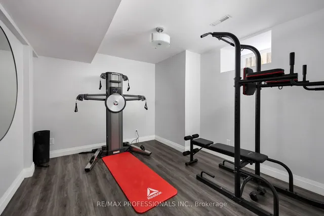 Additional image 33 of 2 Statler Ave