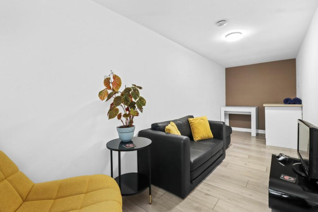 Additional image 22 of Summerfields Avenue, Hailsham, BN27