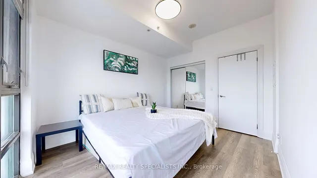 Additional image 8 of 45 Yorkland Blvd Unit 1105