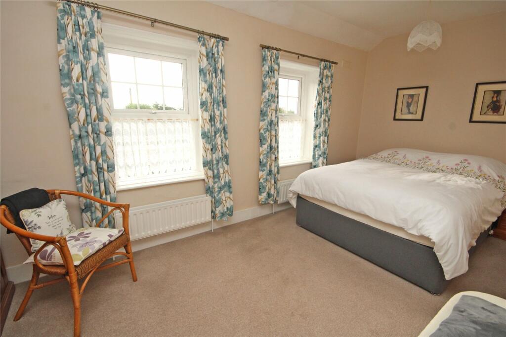 Additional image 7 of Barton Lane, Barton on Sea, New Milton, Hampshire, BH25