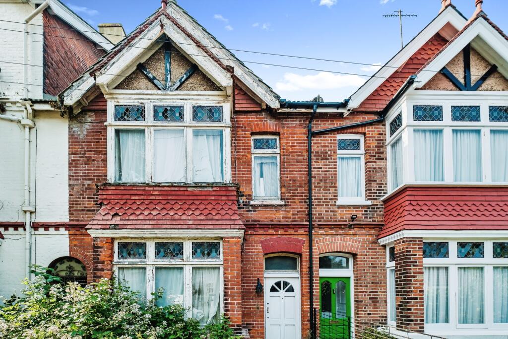 Additional image 13 of Warwick Gardens, Worthing, BN11