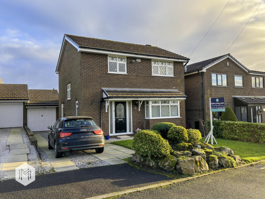 Bramdean Avenue, Harwood, Bolton, BL2 3HF