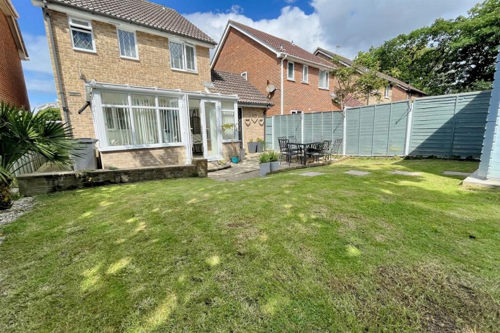 Additional image 20 of Castledean