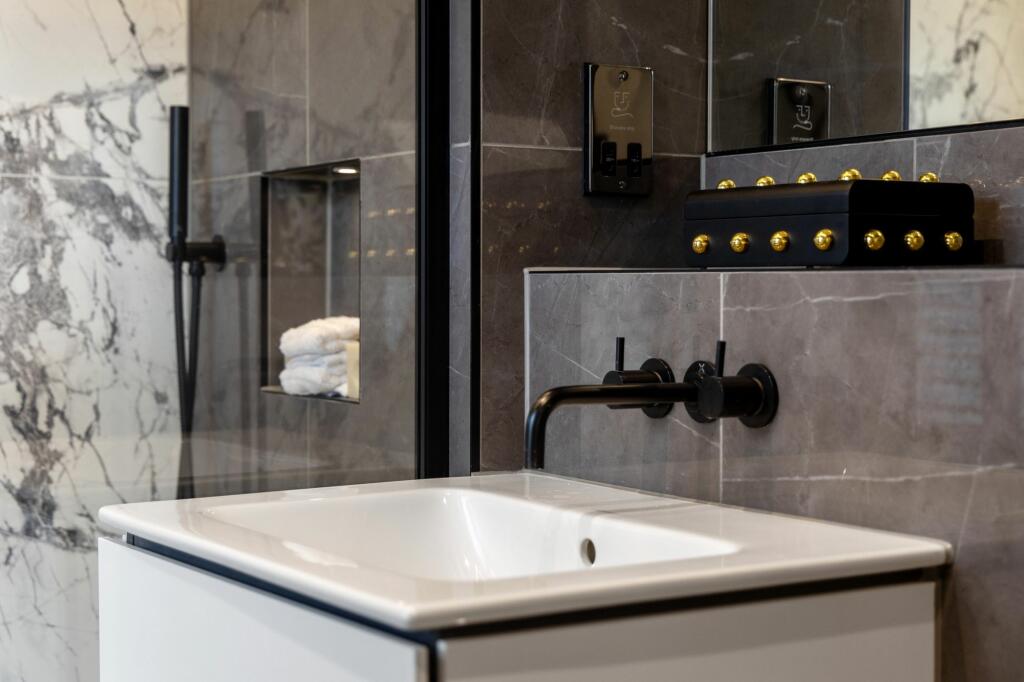 Additional image 22 of Marine, Skylarks, Ovingdean, BN2