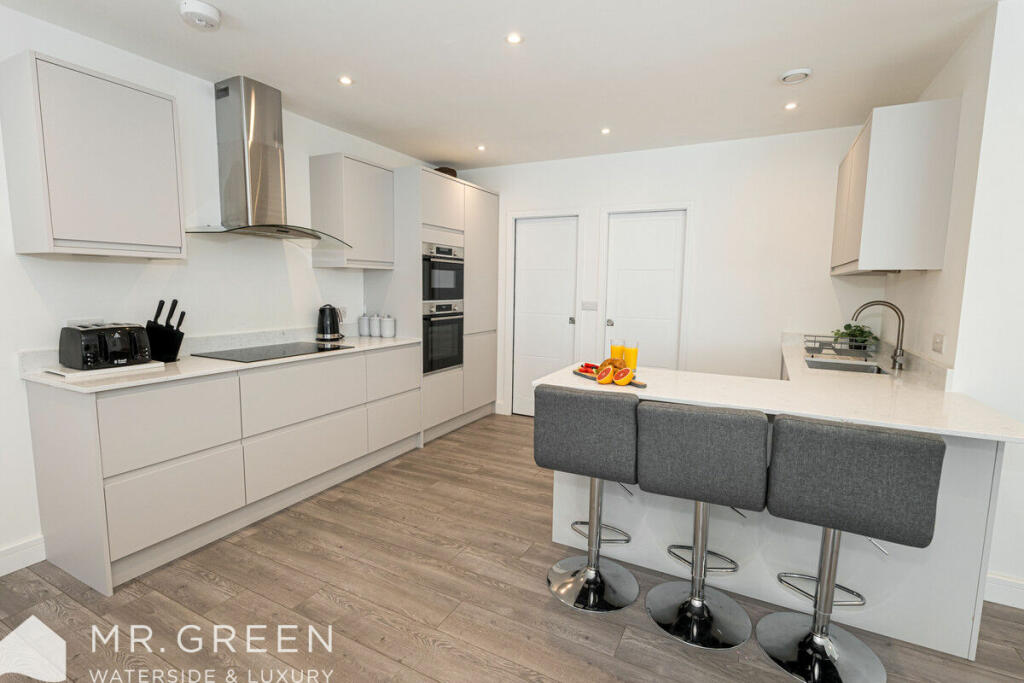 Additional image 7 of Carbery Avenue, Southbourne, Bournemouth, BH6 3LE