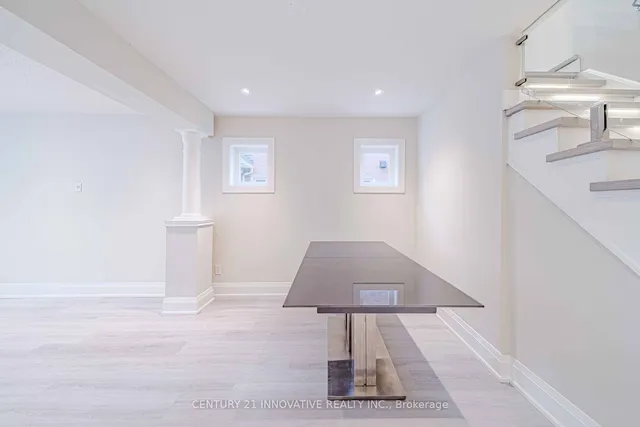 Additional image 35 of 2605 Devonsley Cres