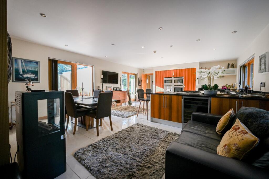 Additional image 5 of Egmont Drive, Avon Castle, Ringwood, BH24