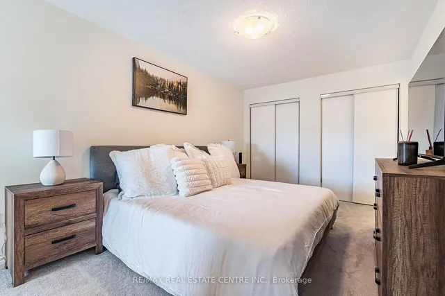 Additional image 18 of 1141 Duignan Cres
