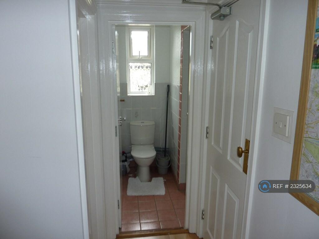 Additional image 5 of West Road, Bournemouth, BH5