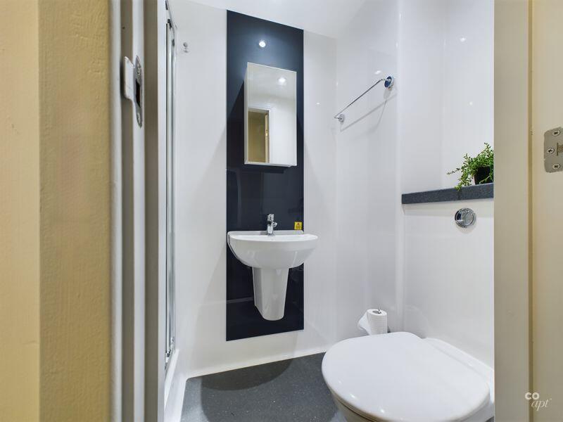 Additional image 11 of Ravilious House- Classic Ensuite Room