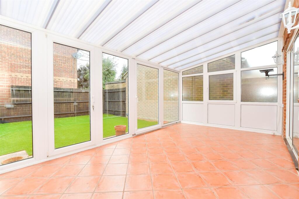 Additional image 6 of The Faroes, Littlehampton, West Sussex