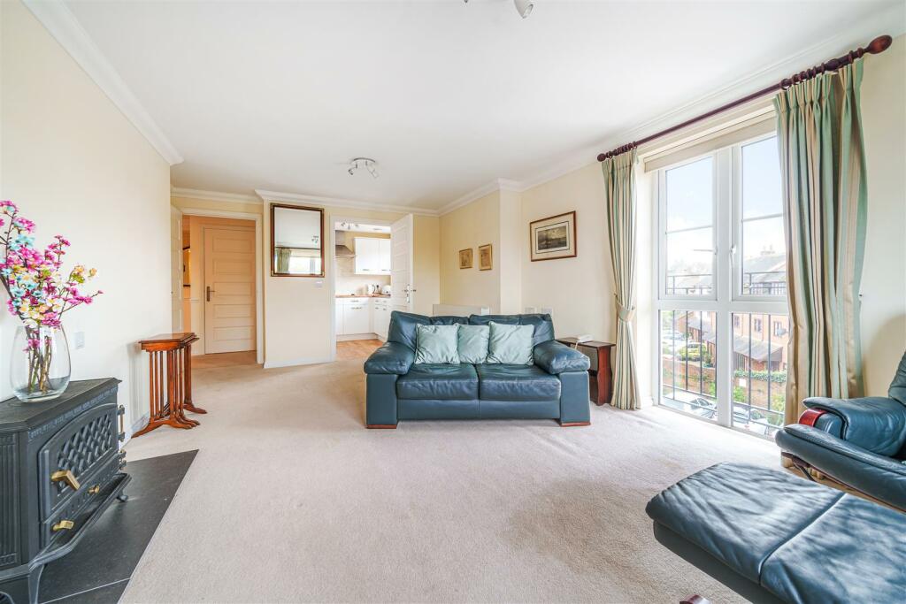 Additional image 3 of Bennett Lodge, Wimborne