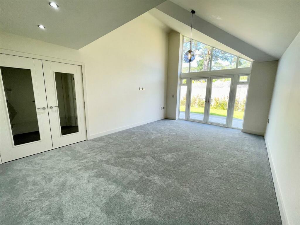 Additional image 14 of Woodlinken Drive, Verwood, Dorset