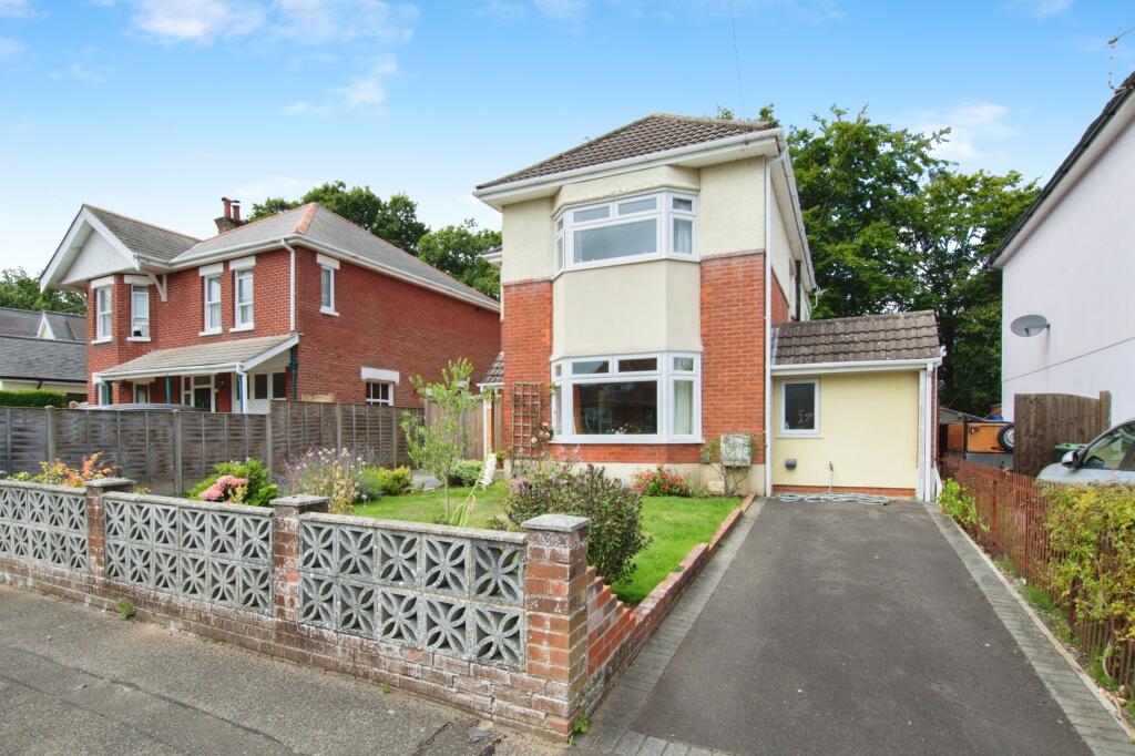 Primary image of Southlands Avenue, Bournemouth, BH6