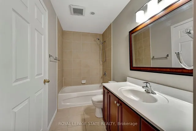 Additional image 18 of 4000 Creekside Dr Unit 203