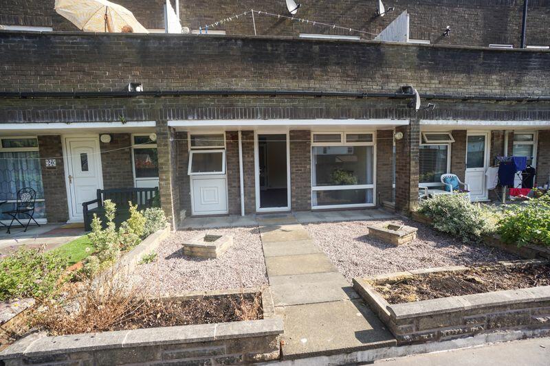 Pendle Court, Astley Bridge