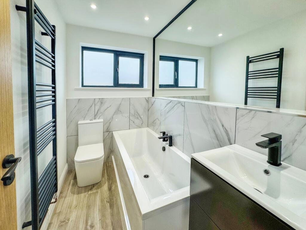 Additional image 8 of Swanbourne Road, Littlehampton, BN17