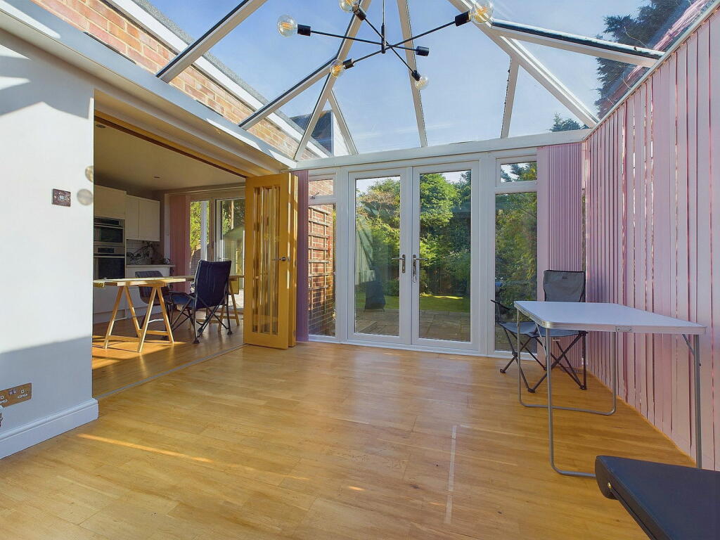 Additional image 7 of Edward Close, Hove, BN3 6WJ