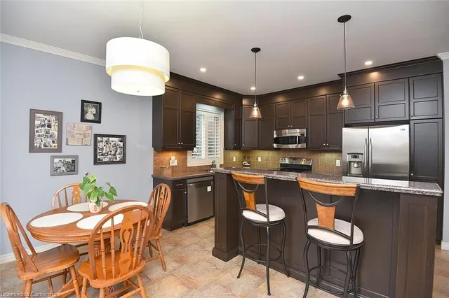 Additional image 24 of 23 Felicia Crt