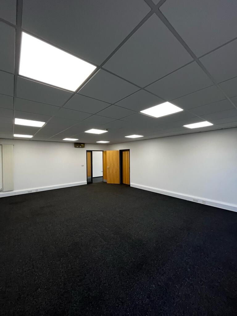 Additional image 5 of Unit 55/56 Basepoint Business Centre, Bournemouth International Airport, Aviation Park West, Hurn, Christchurch, Dorset