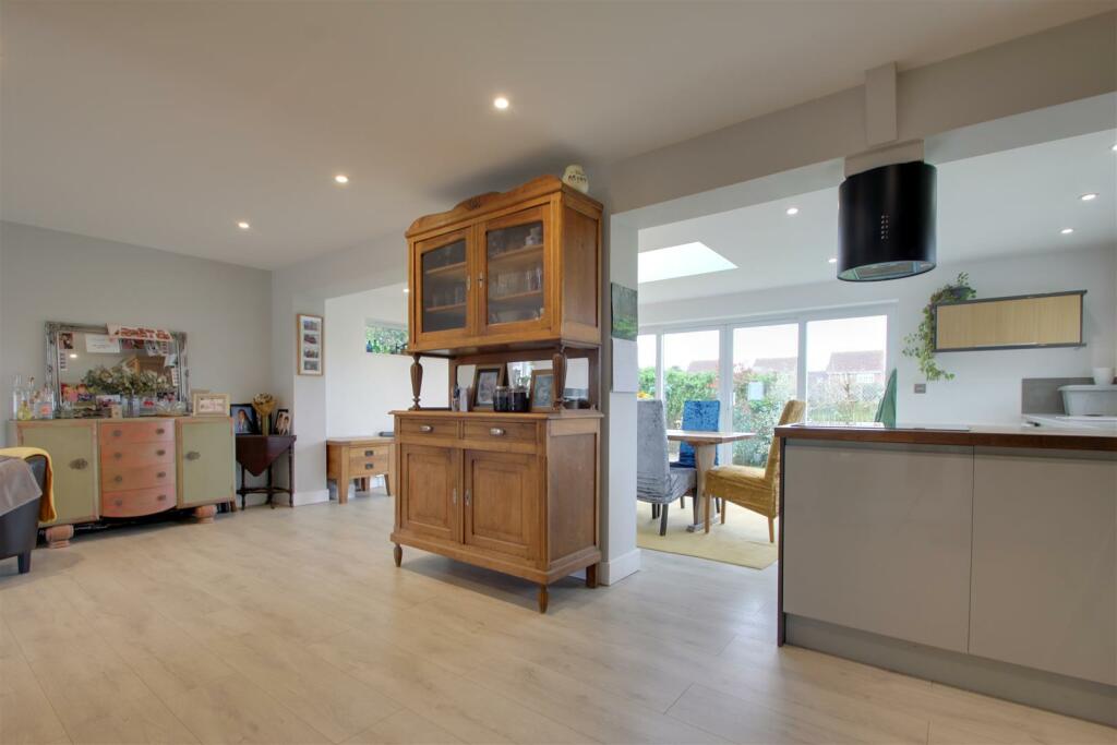 Additional image 18 of Wiston Close, Worthing