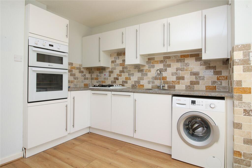 Additional image 7 of The Fairway, Barton On Sea, Hampshire, BH25