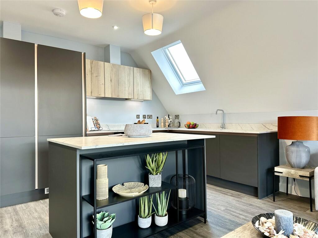 Additional image 3 of Wortley Road, Highcliffe On Sea, Christchurch, Dorset, BH23