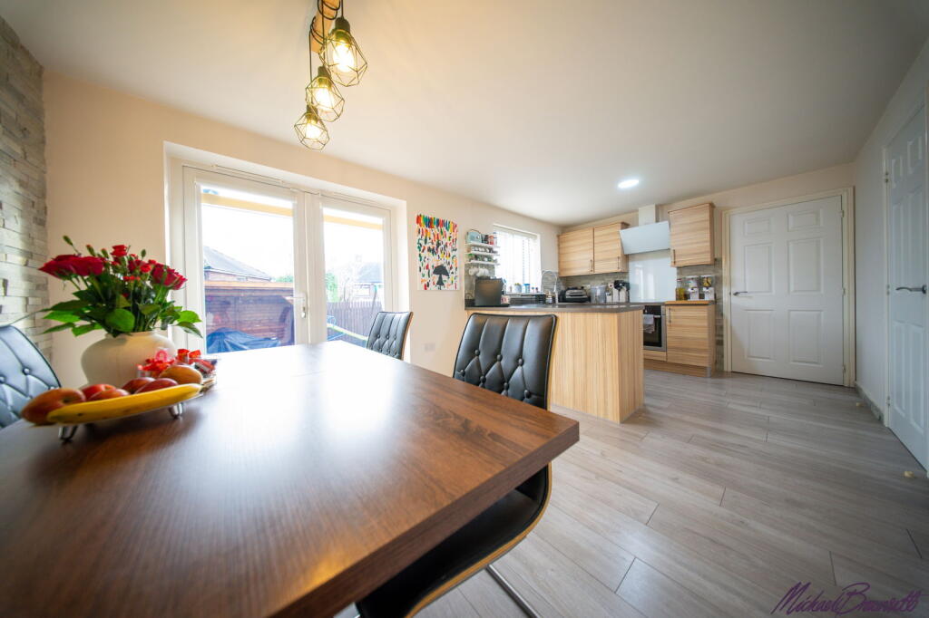 Additional image 5 of Pear Tree Close, Bradford, BD6 2DG