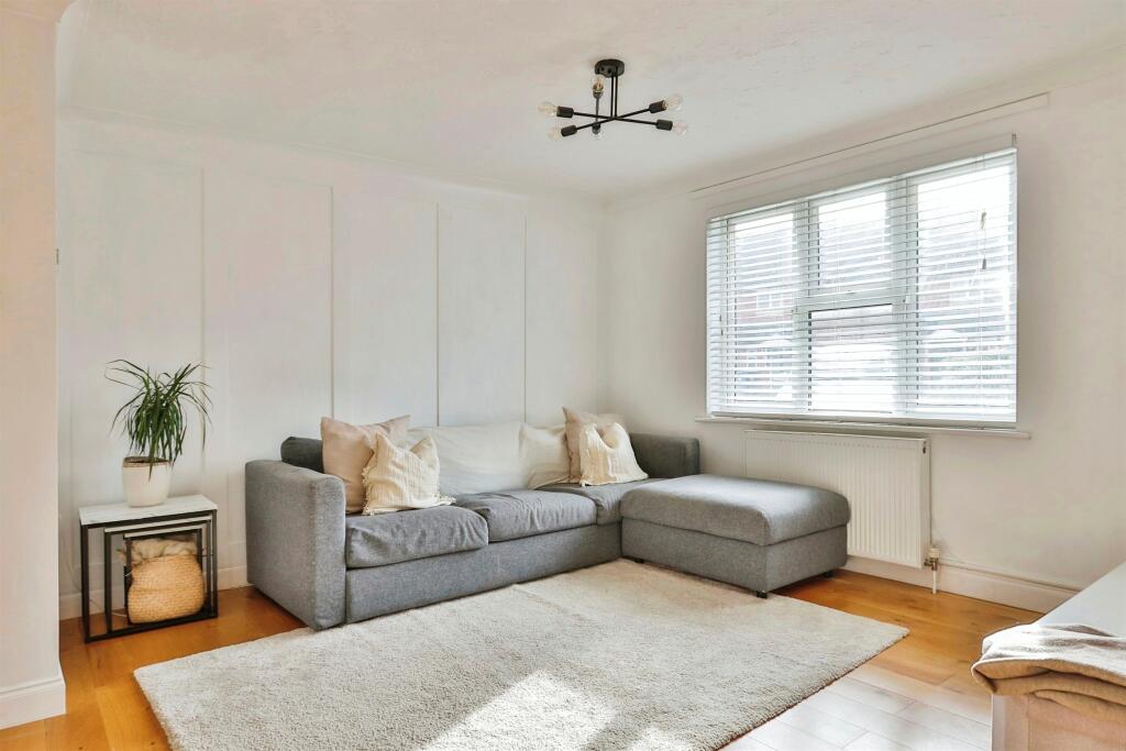 Additional image 7 of Chloe Gardens, Parkstone, Poole