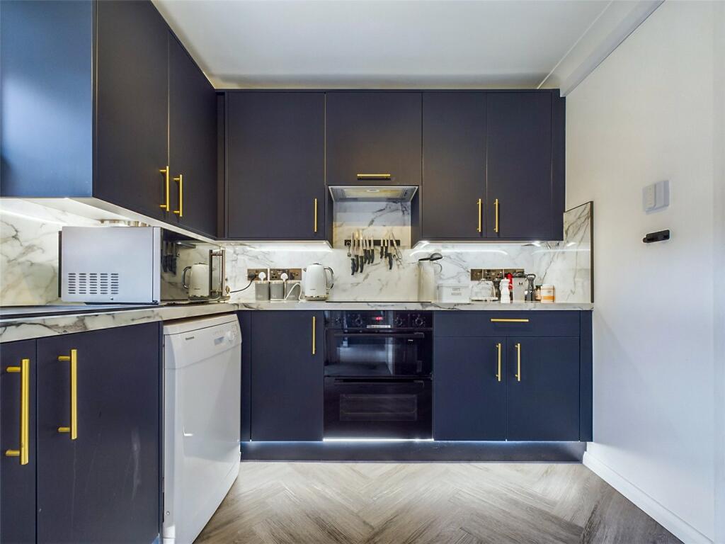 Additional image 2 of Sundew Close, New Milton, Hampshire, BH25