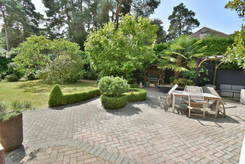 Additional image 29 of Queens Road, Ferndown, BH22