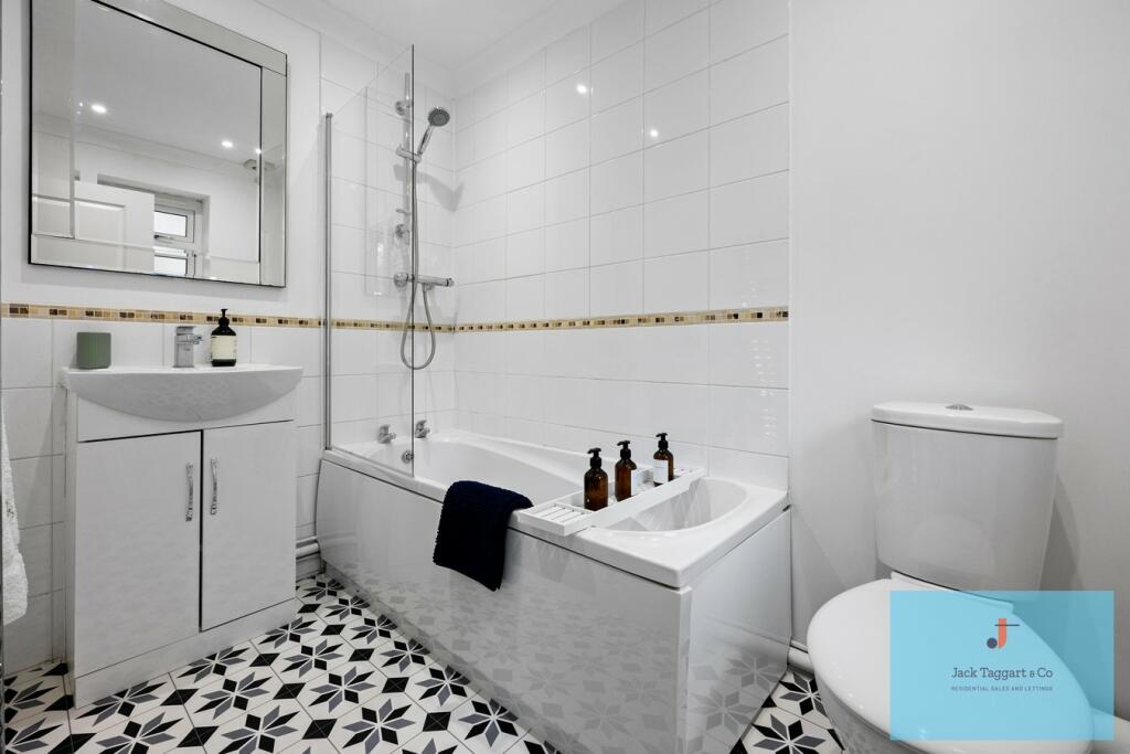 Additional image 13 of Caisters Close, Hove, BN3