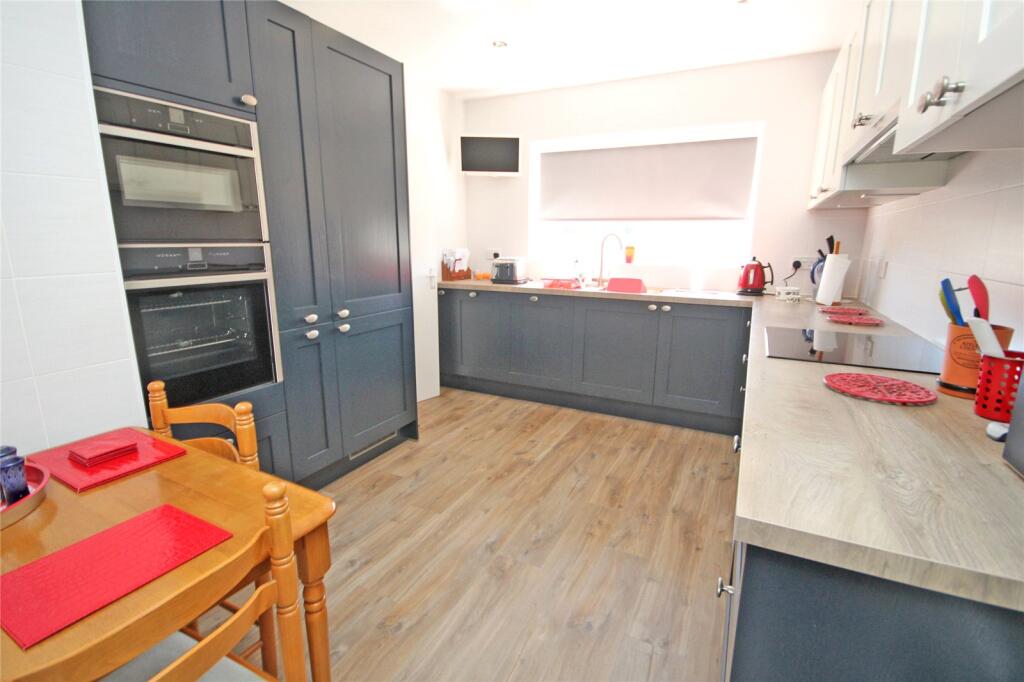 Additional image 5 of Barton Court Road, New Milton, Hampshire, BH25
