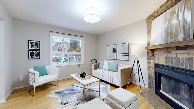 Additional image 7 of 77 Roxanne Cres