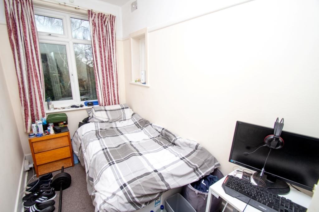 Additional image 9 of Student house on St Lukes Road - SEE VIDEO TOUR